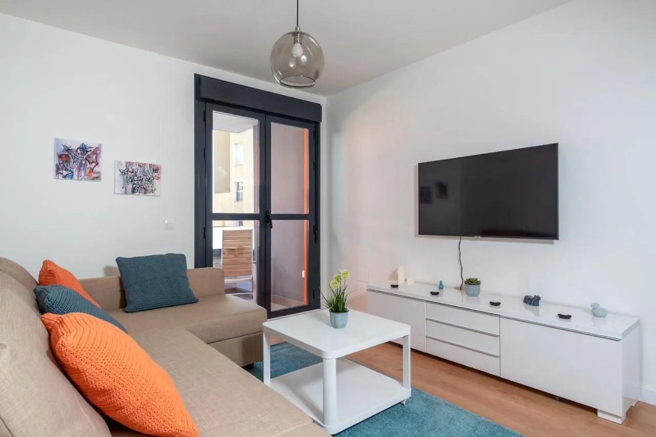 Central Fuengirola Couples Apartment By Costarentals - Ref 131